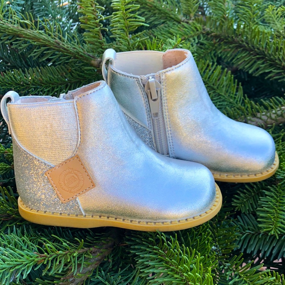 NWOT Livie and Luca Silver Chelsea Boots!